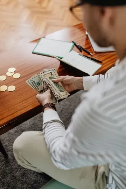 The spouse who pays alimony doesn't get a free pass by remarrying (Image Credits: Pexels)