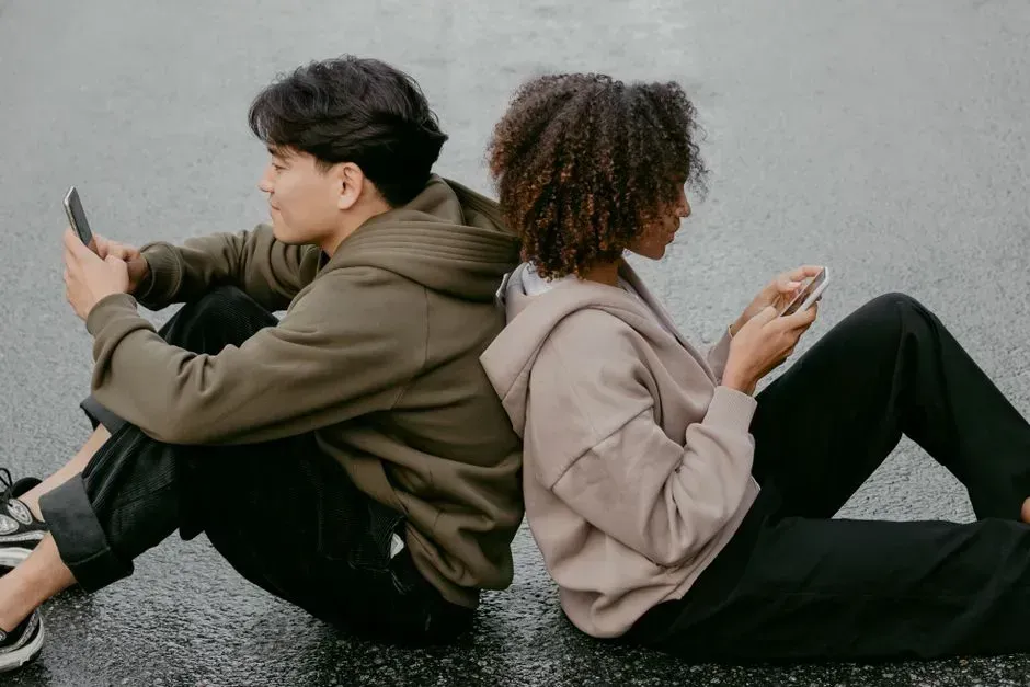 5. Being Unusually Open About Vulnerability Early On (Image Credits: Pexels)