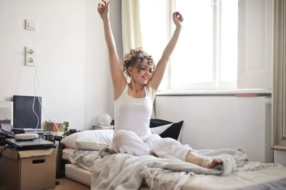 They Wake Up With Enough Time to Not Rush (Image Credits: Pexels)
