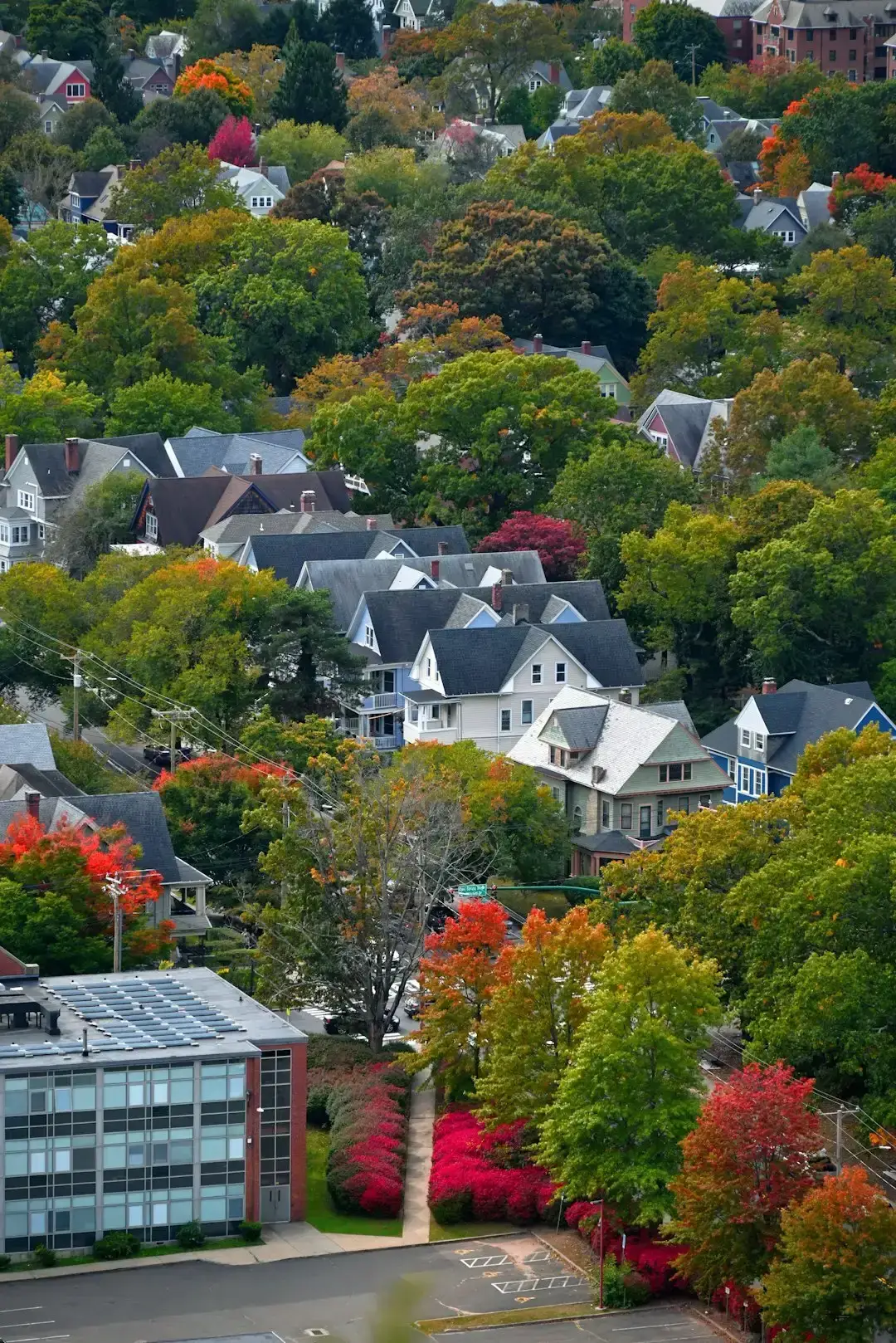 Connecticut: Utilities and Housing Form a Costly One-Two Punch (Image Credits: Unsplash)