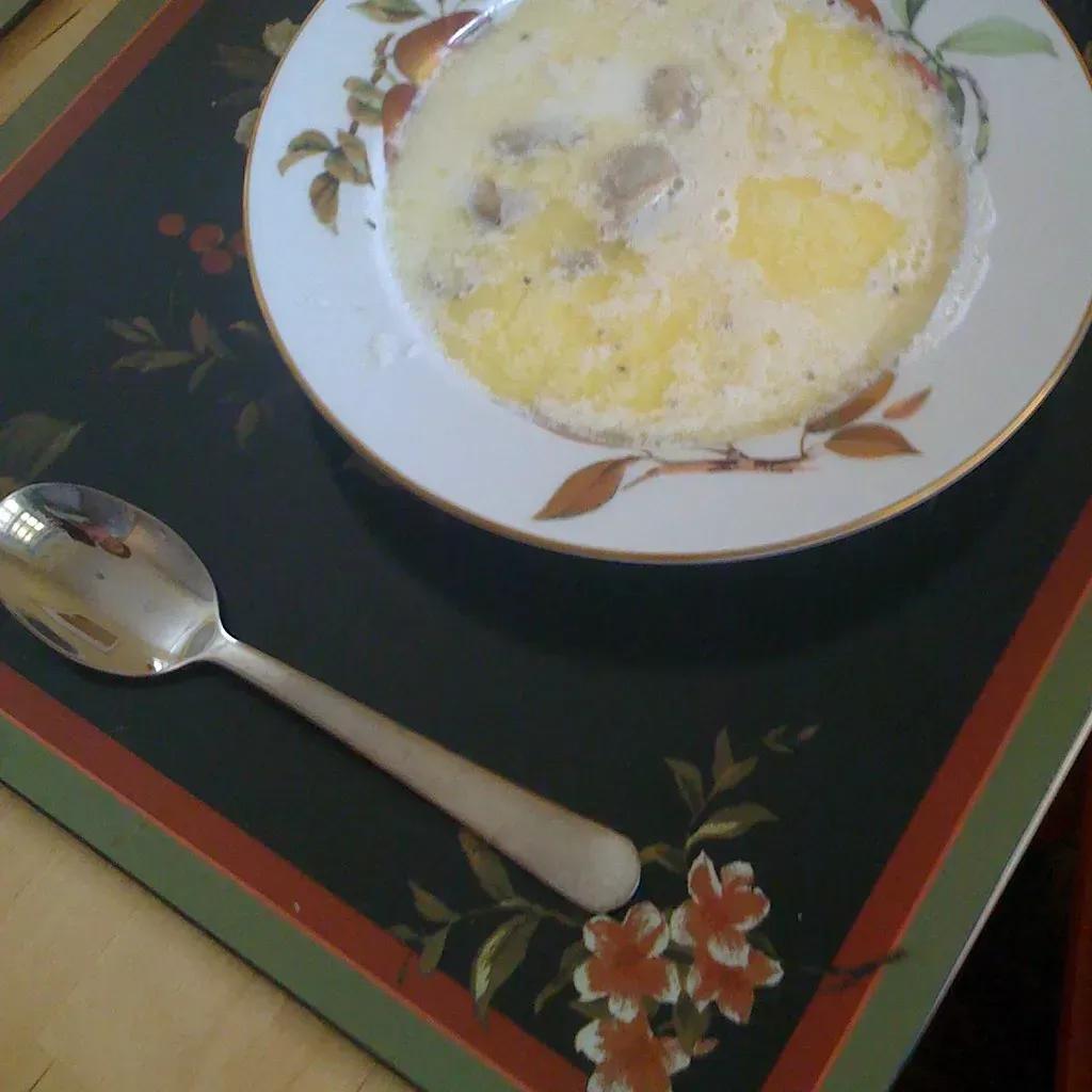 Oyster Stew: The Forgotten Coastal Comfort (redazadi, Flickr, <a href="https://creativecommons.org/licenses/by/2.0/" target="_blank" rel="noopener">CC BY 2.0</a>)