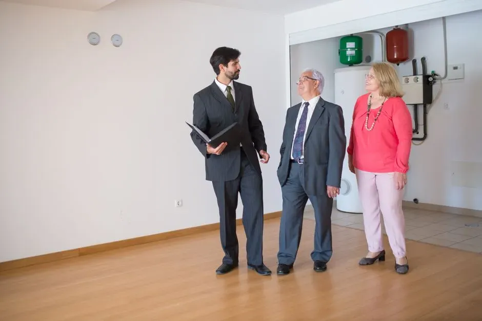 4. Baby Boomers Have Quietly Taken Over the Buyer Pool (Image Credits: Pexels)