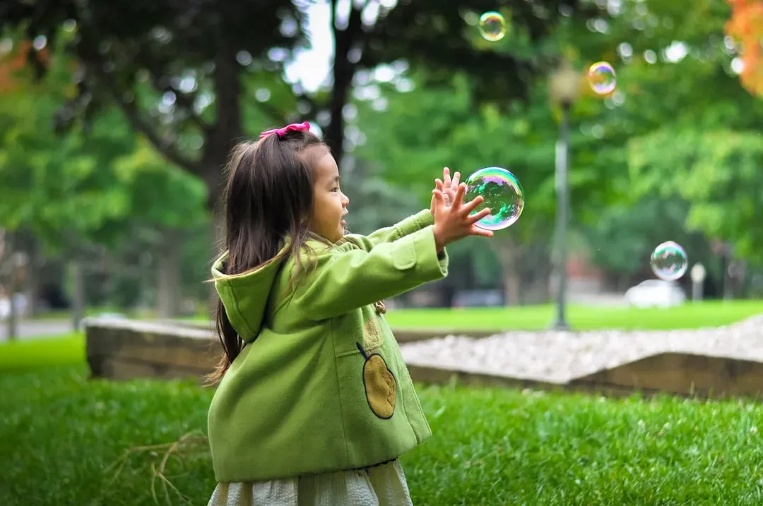 What small acts of trust look like in practice (Image Credits: Unsplash)