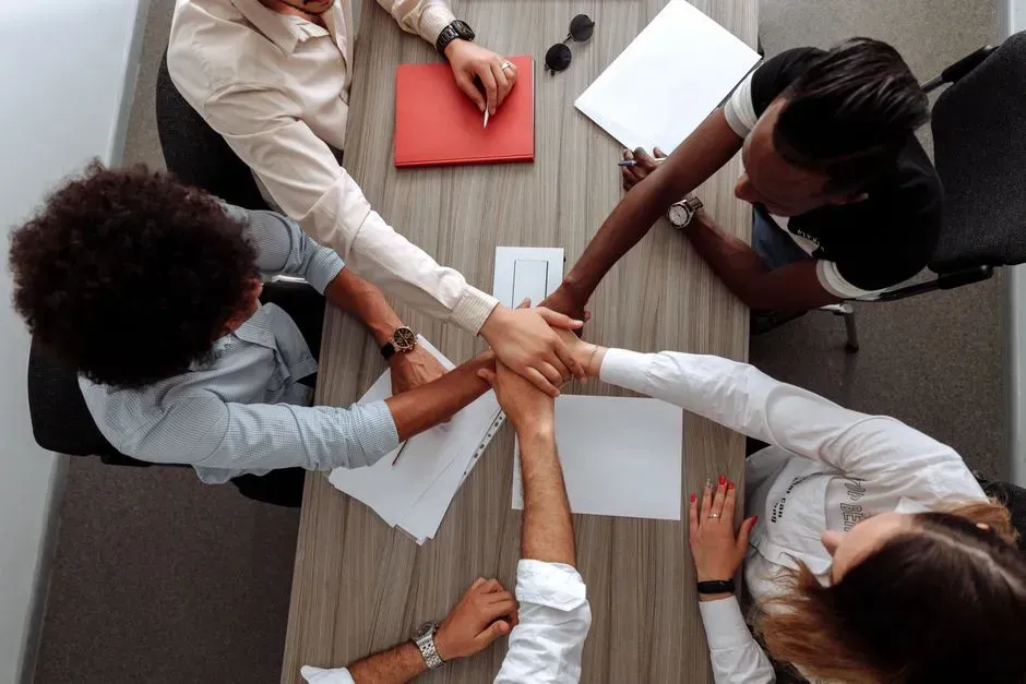 4. They Push for Asynchronous, Flexible Collaboration (Image Credits: Pexels)