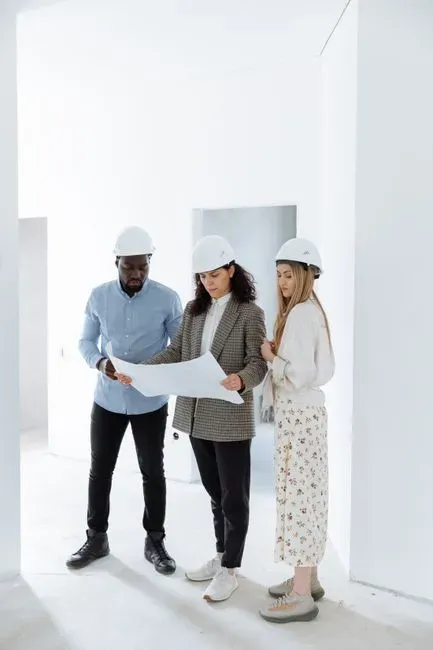 The one decision: setting the contingency fund first (Image Credits: Pexels)