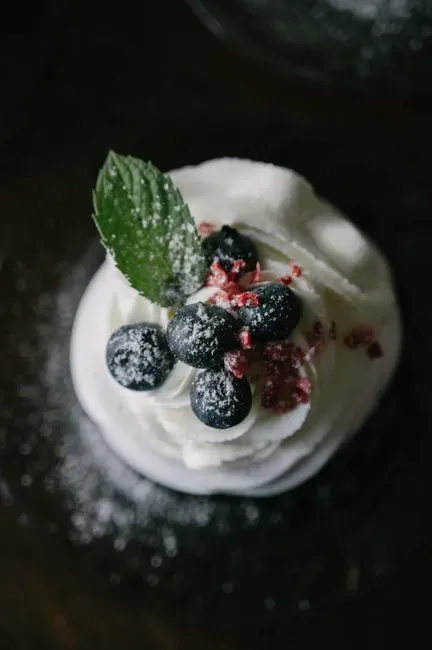 12. Rushing everyone through dessert or the final course (Image Credits: Pexels)