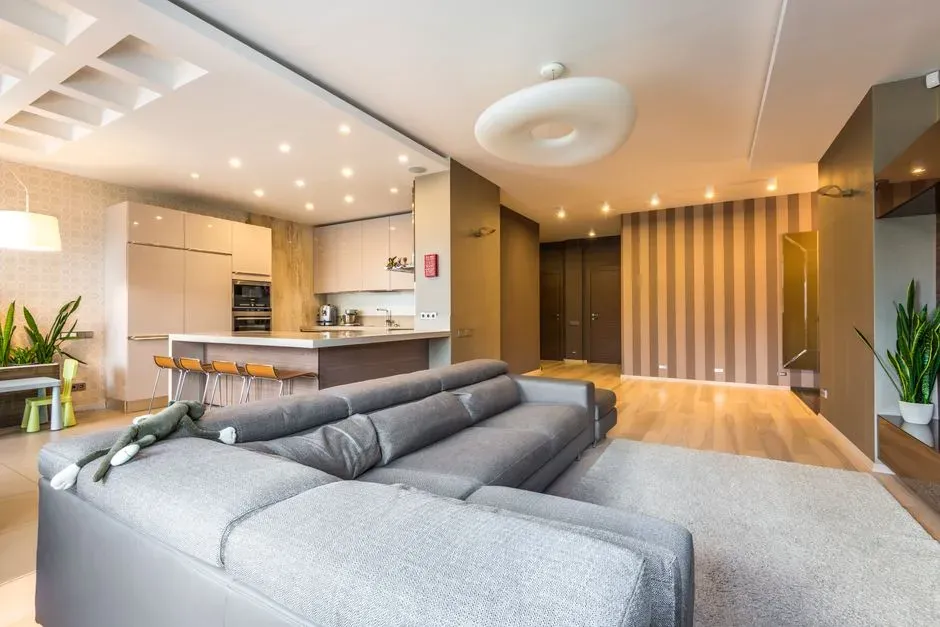 Buyers still want light and flow, just not chaos (Image Credits: Pexels)