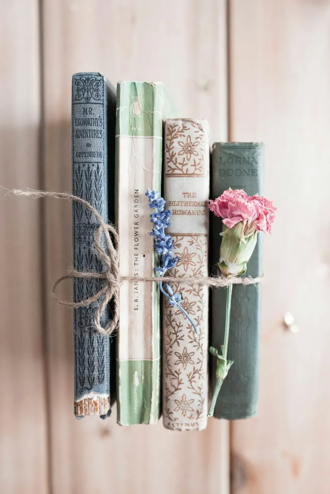 5. Fake or purely decorative books on shelves (Image Credits: Unsplash)