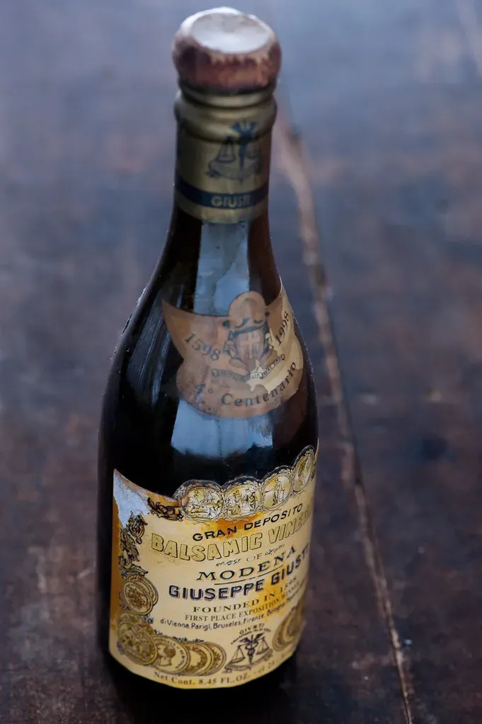 6. Balsamic vinegar labeled "glaze" from the supermarket (jules:stonesoup, Flickr, <a href="https://creativecommons.org/licenses/by/2.0/" target="_blank" rel="noopener">CC BY 2.0</a>)