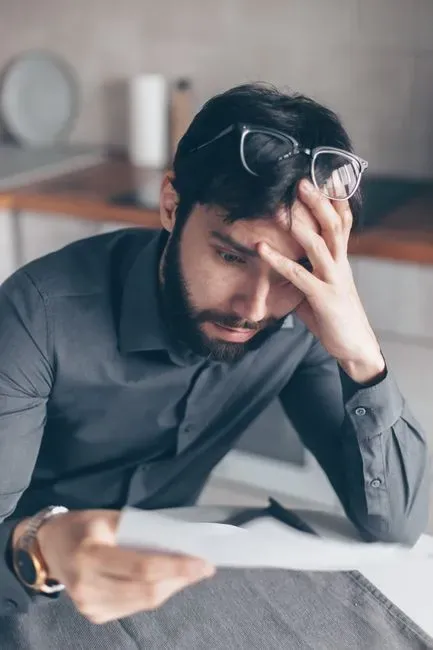 You Probably Don't Know What You Actually Spend (Image Credits: Pexels)