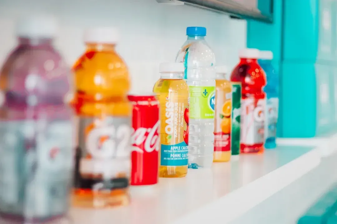 2. Sugary drinks and sweetened beverages (Image Credits: Unsplash)