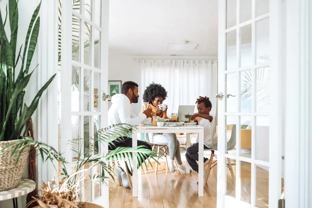Problem-solving together instead of dictating from above (Image Credits: Unsplash)