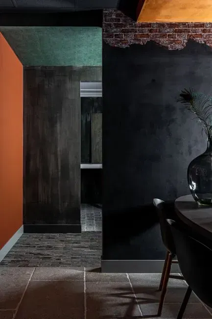 3. Loud, bold, or clashing paint colors (Image Credits: Pexels)