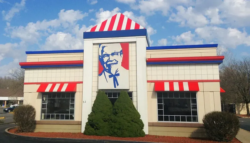 3. KFC (JeepersMedia, Flickr, <a href="https://creativecommons.org/licenses/by/2.0/" target="_blank" rel="noopener">CC BY 2.0</a>)