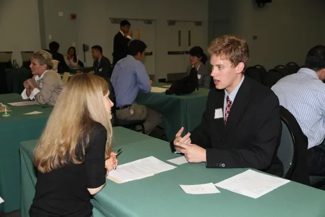 They treat job-hopping like a badge of honor (By bpsusf, <a href="https://commons.wikimedia.org/w/index.php?curid=21177917" target="_blank" rel="noopener">CC BY 2.0</a>)