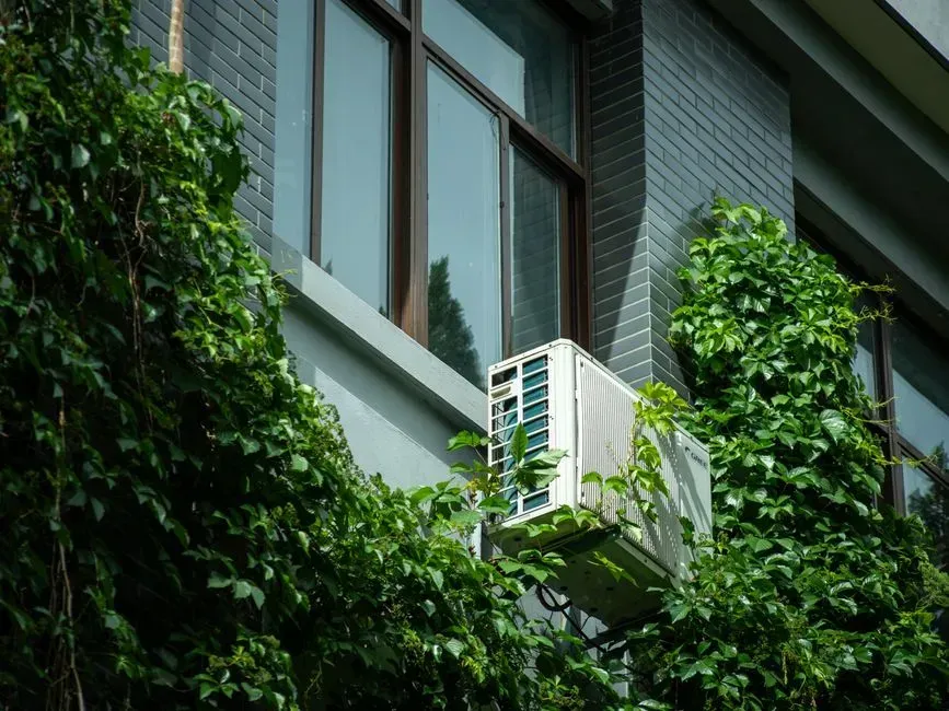 Energy Efficiency: The Feature That Pays the Buyer Back (Image Credits: Pexels)