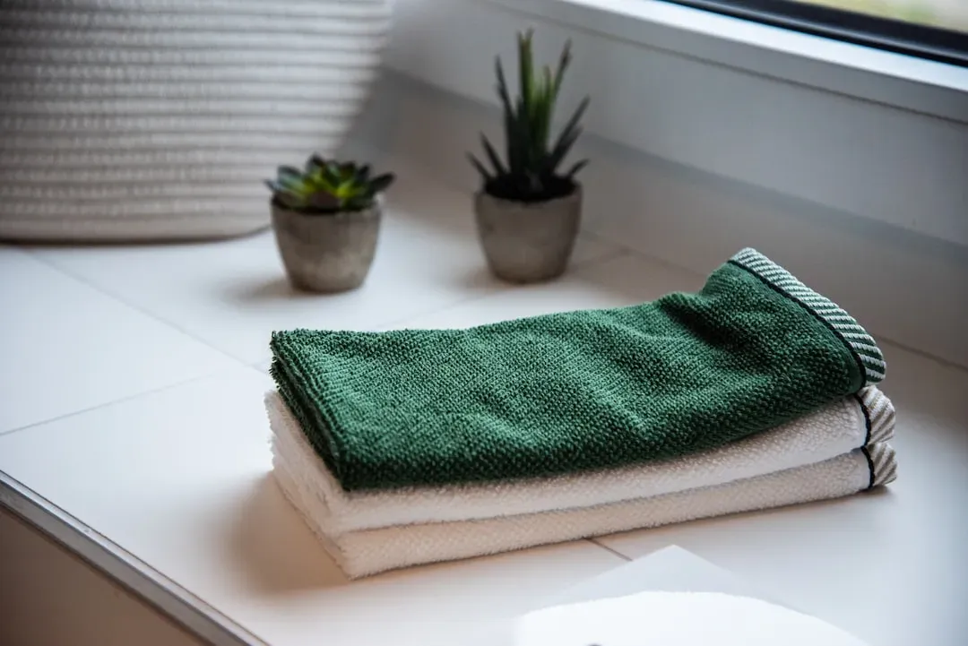 6. Guest Towels That Guests Cannot Actually Touch (Image Credits: Unsplash)
