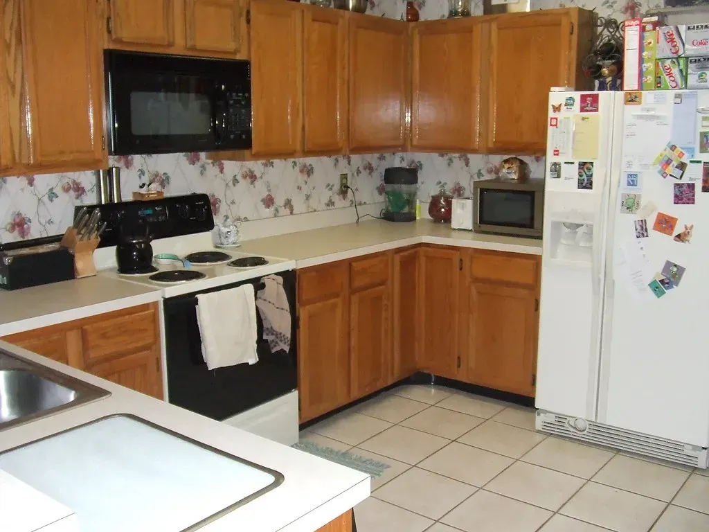 Start With the Kitchen (TineyHo, Flickr, <a href="https://creativecommons.org/licenses/by-sa/2.0/" target="_blank" rel="noopener">CC BY-SA 2.0</a>)