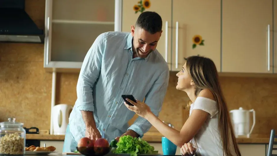 They Use Healthy Communication Habits Without Thinking About It (Image Credits: Pexels)