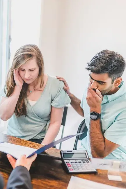 6. Creating a Low-Stakes Decision to See If He Takes Initiative (Image Credits: Pexels)