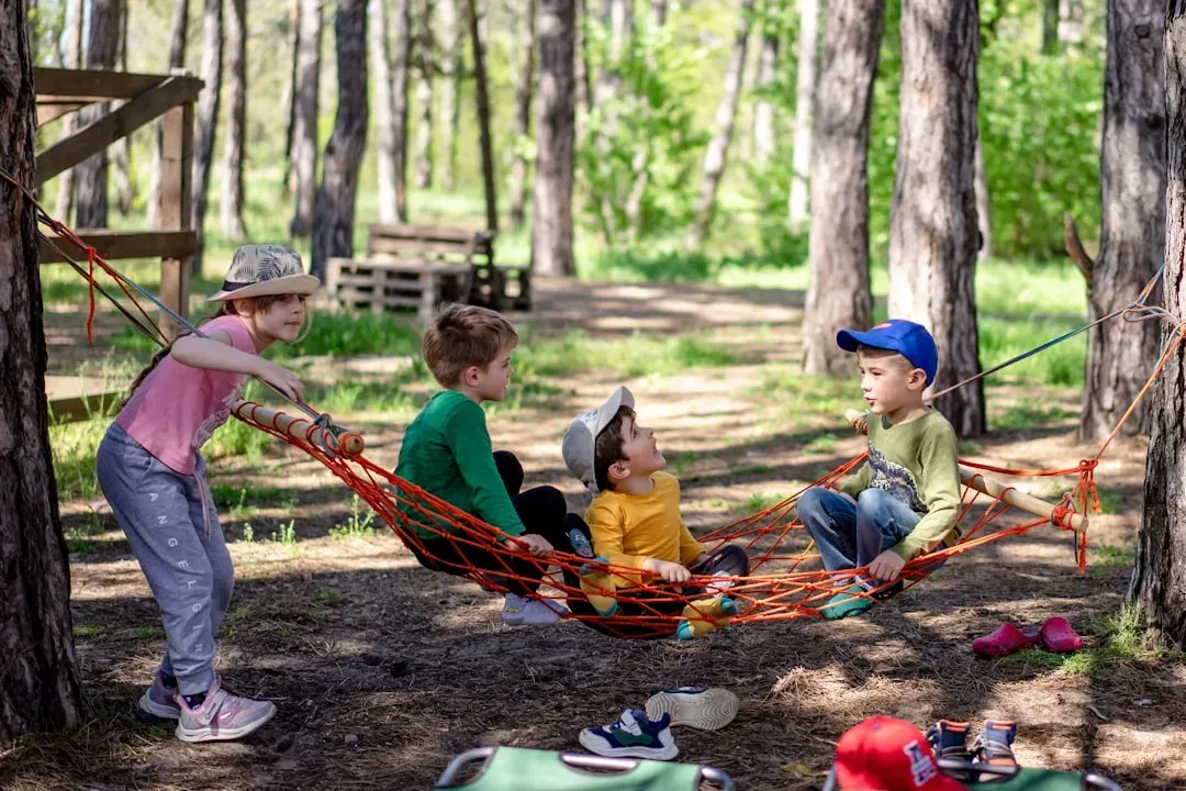 What the research on risky play actually shows (Image Credits: Unsplash)
