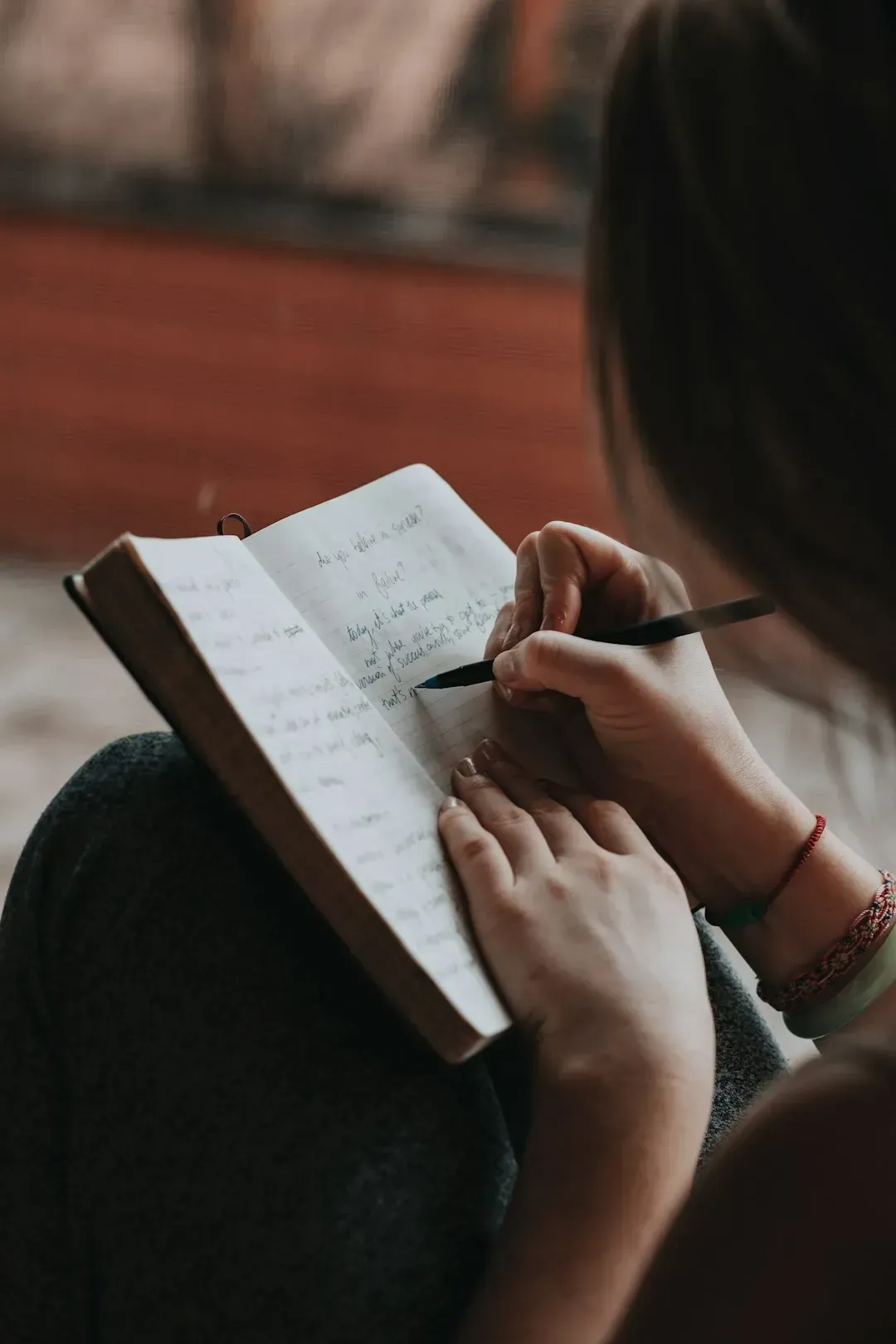 5. Write Down Three Things You're Grateful For (Image Credits: Unsplash)