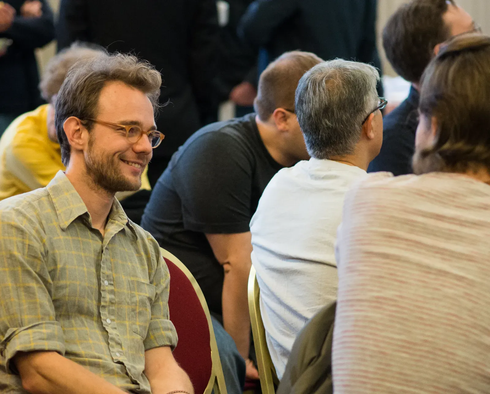The rise of interest based micro communities (By eekim, <a href="https://commons.wikimedia.org/w/index.php?curid=28962575" target="_blank" rel="noopener">CC BY-SA 2.0</a>)