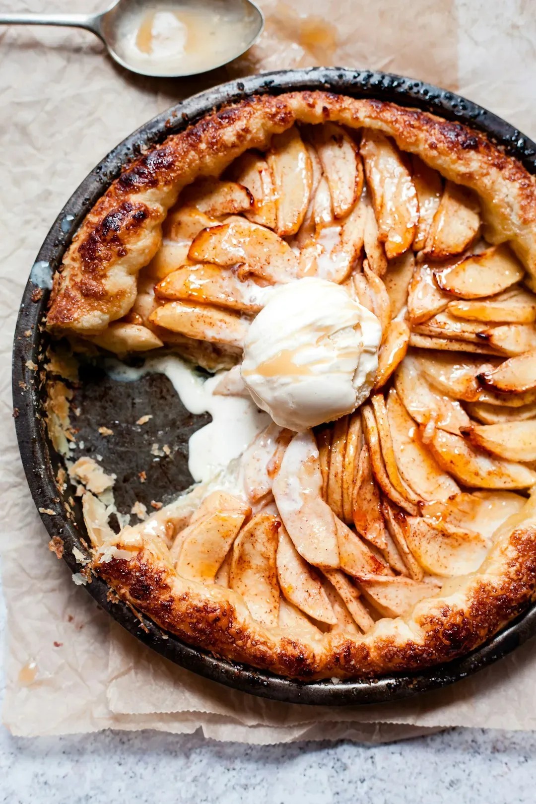 7. Homemade Apple Pie (Image Credits: Unsplash)