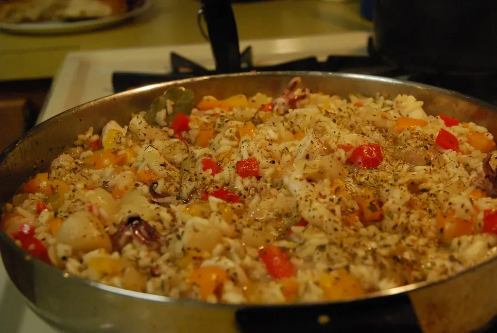 9. Risotto (slgckgc, Flickr, <a href="https://creativecommons.org/licenses/by/2.0/" target="_blank" rel="noopener">CC BY 2.0</a>)