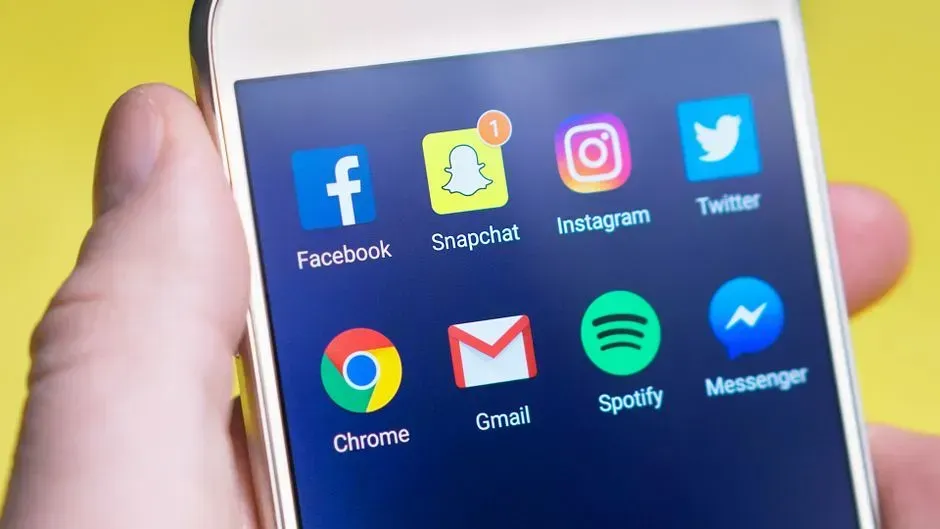 6. You unsubscribe and unfollow without guilt (Image Credits: Pexels)