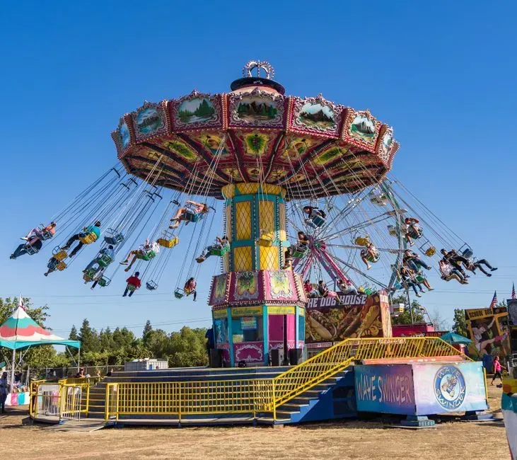 The county fair that refuses to modernize, and is better for it (Image Credits: Pexels)