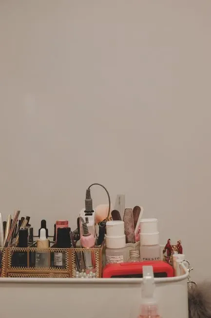 8. Vanity trays overflowing with products (Image Credits: Pexels)