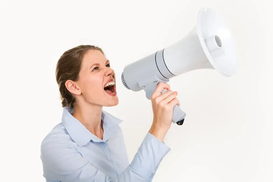 The Noise from Neighbors Was a Constant, Grinding Problem (Image Credits: Pexels)