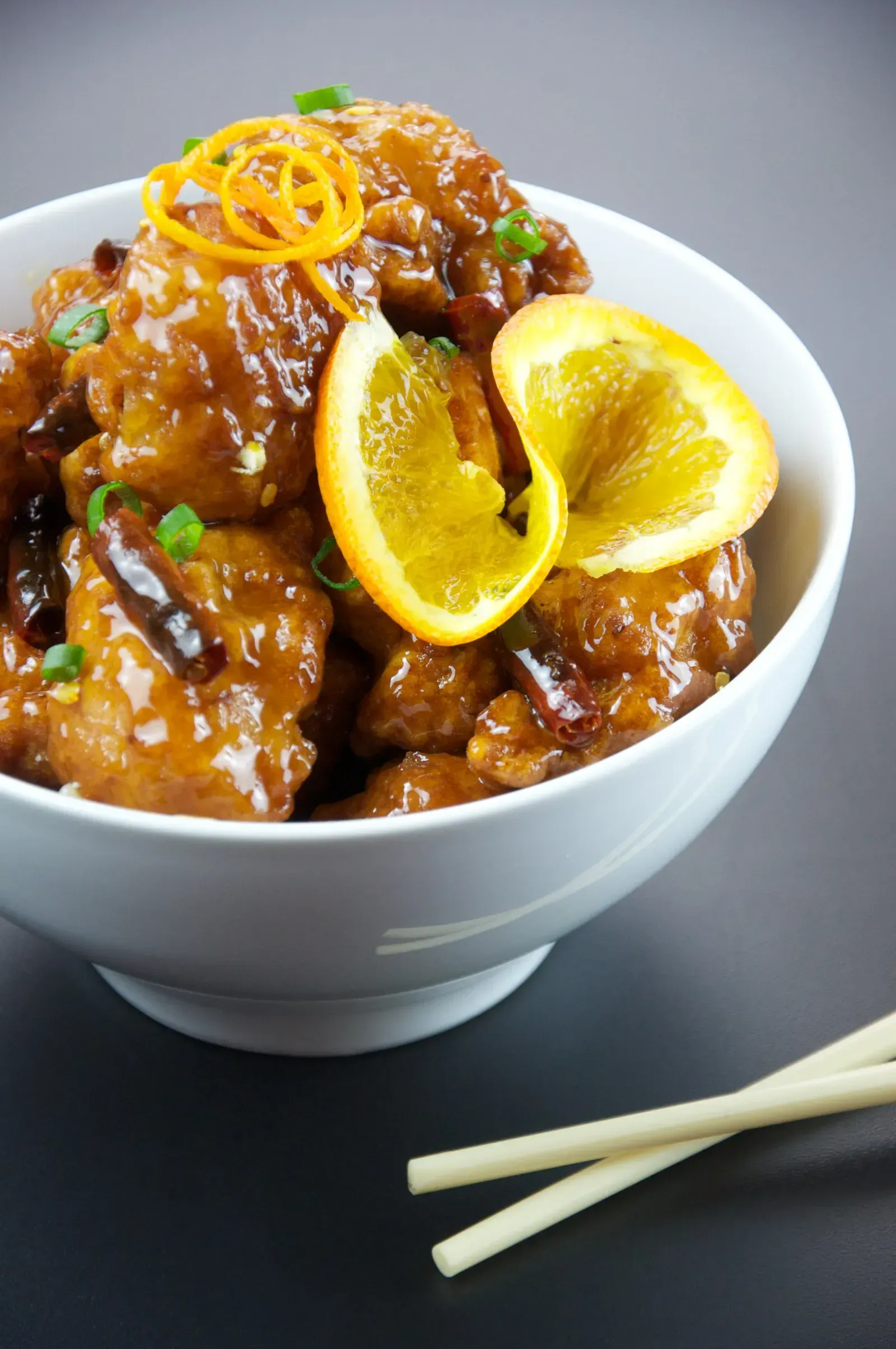 6. Trader Joe's mandarin orange chicken remix (Flickr, <a href="https://commons.wikimedia.org/w/index.php?curid=11138608" target="_blank" rel="noopener">CC BY 2.0</a>)