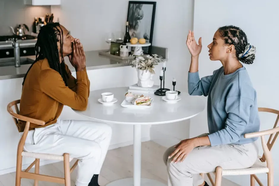 Everyday Communication Patterns Shape Where a Relationship Ends Up (Image Credits: Pexels)