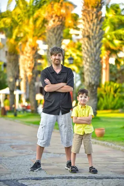 6. You're constantly measuring yourself against other parents (Image Credits: Pexels)