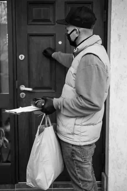 15. Showing Up Unannounced at All Hours (Image Credits: Pexels)