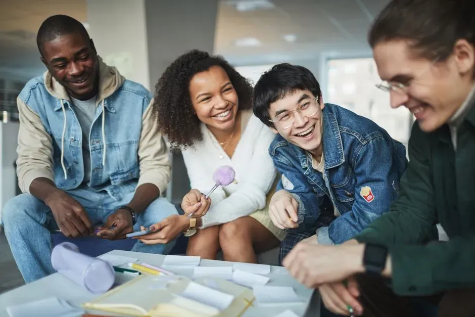 What the Happiness Research Actually Shows (Image Credits: Pexels)