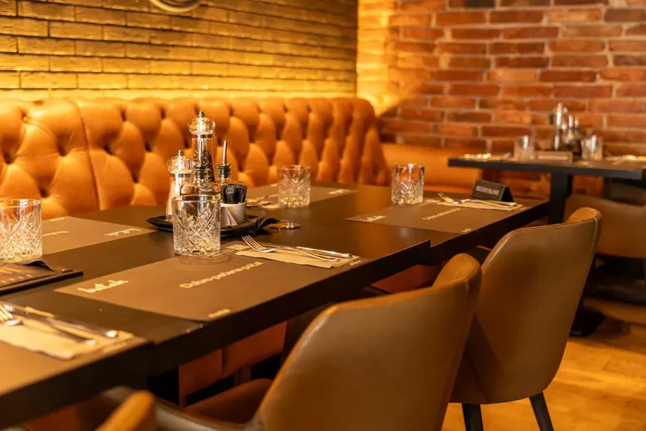 8. How They Handle Noise at the Table (Image Credits: Pexels)