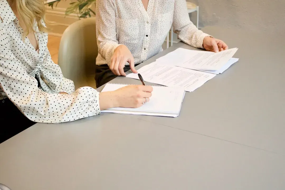 2. Signing paperwork now happens before you ever see a house, and it is legally binding (Image Credits: Unsplash)