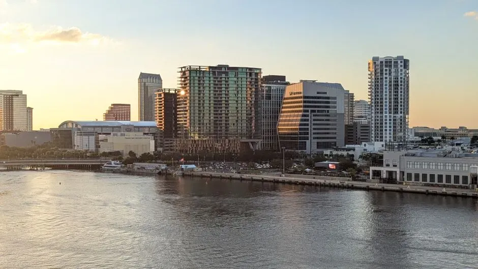 Tampa Bay and Jacksonville, Florida (Image Credits: Pexels)
