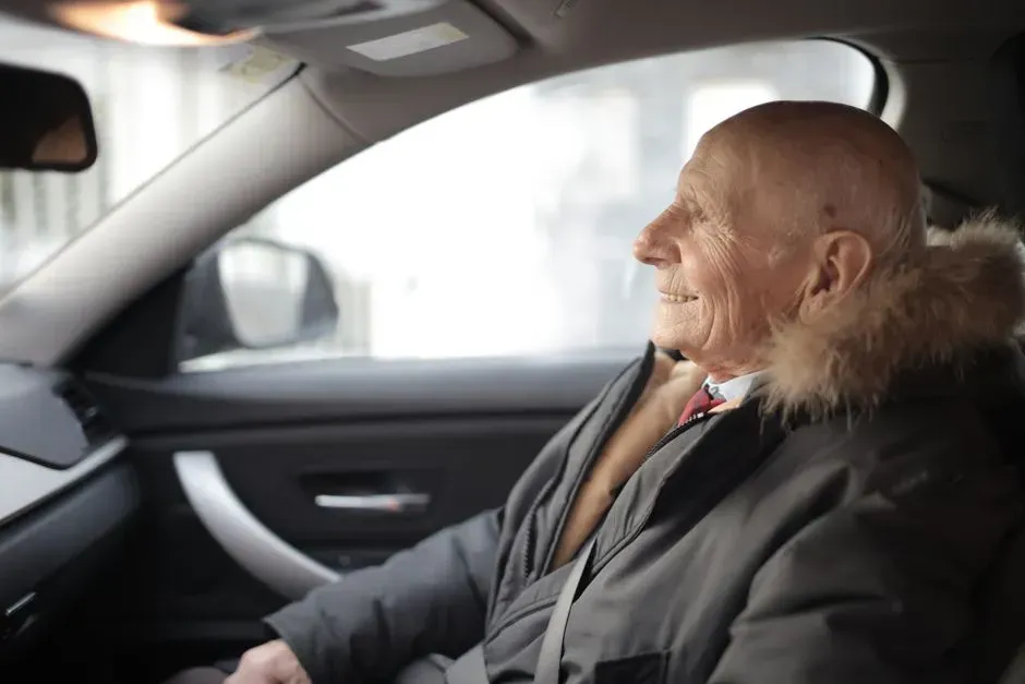 4. Insisting on Driving Past the Point of Comfort (Image Credits: Pexels)