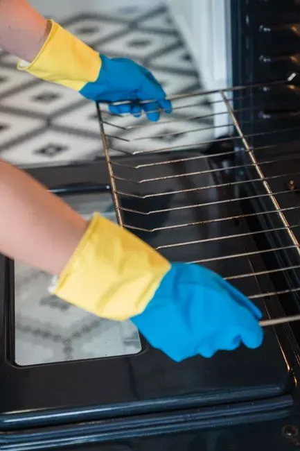 The Importance of Cleaning Seals, Fans, and Hidden Parts (Image Credits: Pexels)