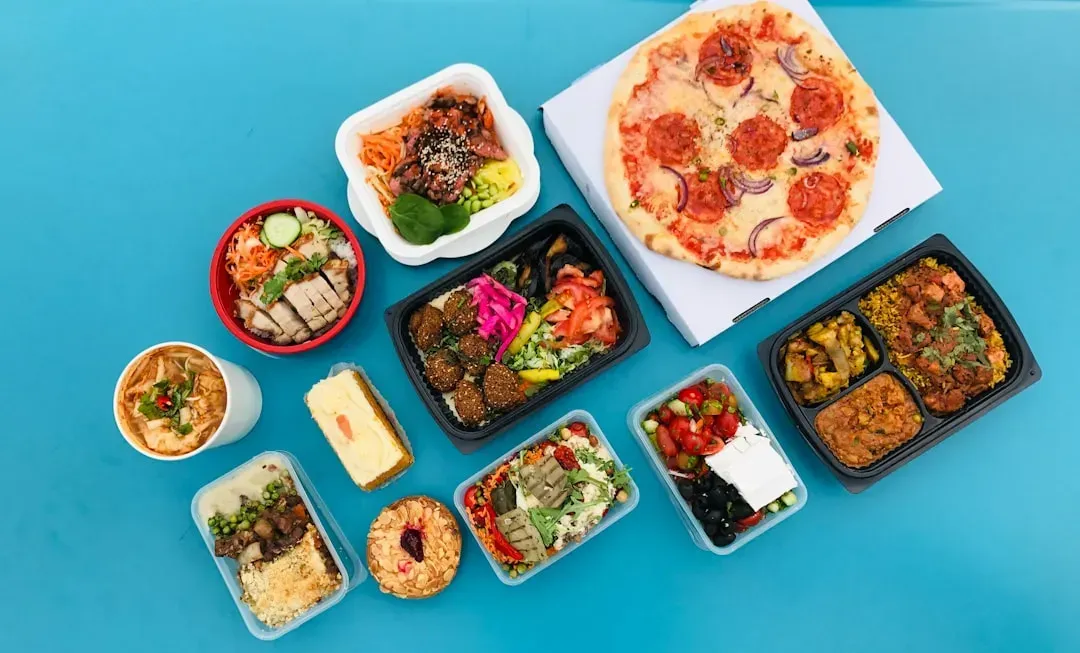 7. Meal kits and prepared foods with hidden processing (Image Credits: Unsplash)