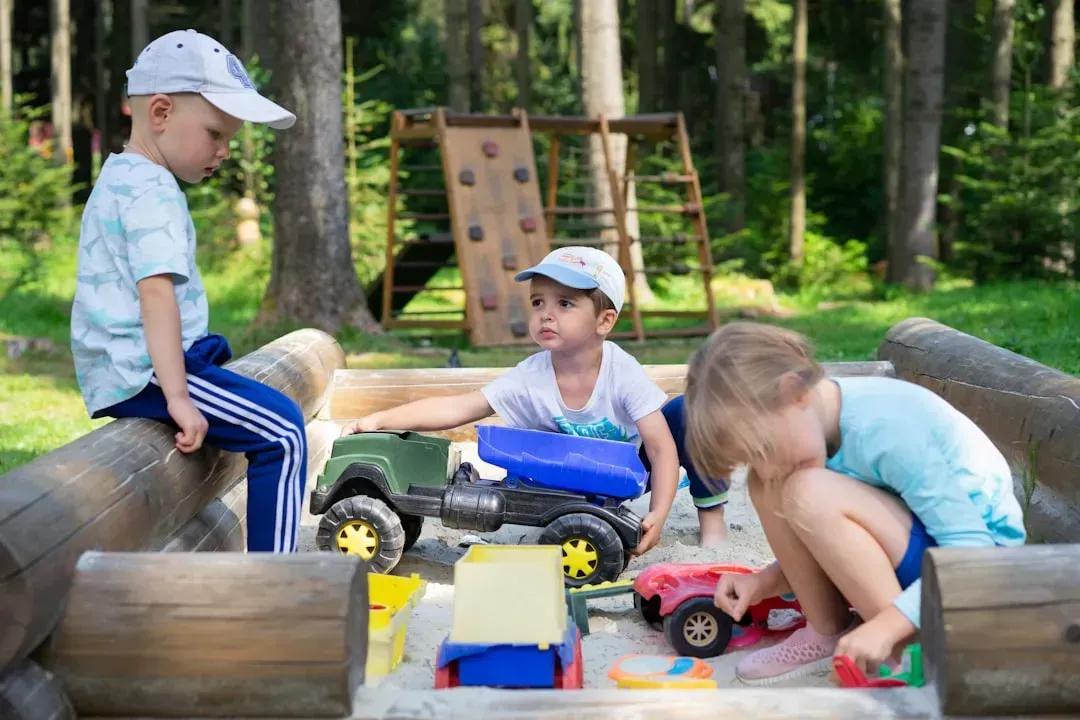 8. Resolving conflicts without adult intervention (Image Credits: Unsplash)