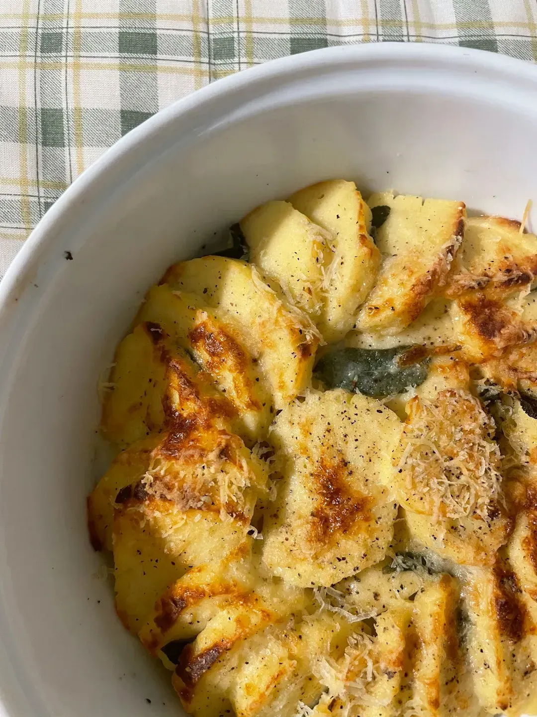 Scalloped Potatoes and Ham (Image Credits: Unsplash)