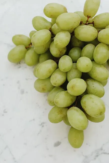 Grapes - Tasty, but Nutritionally Thin (Image Credits: Pexels)