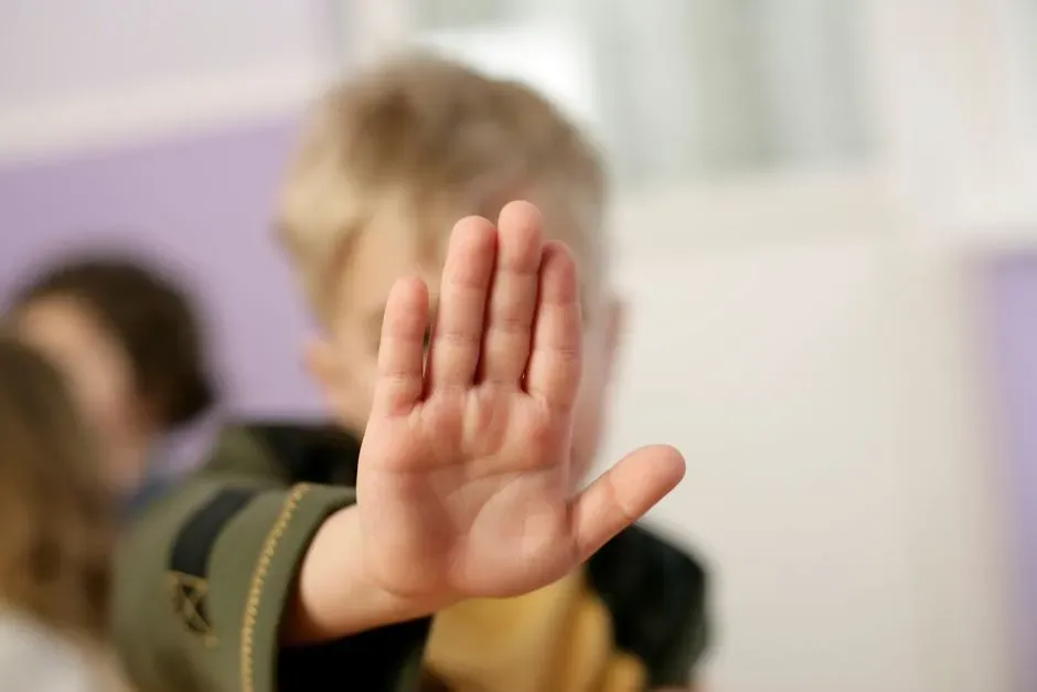 10. Contact Has Effectively Stopped (Image Credits: Pexels)