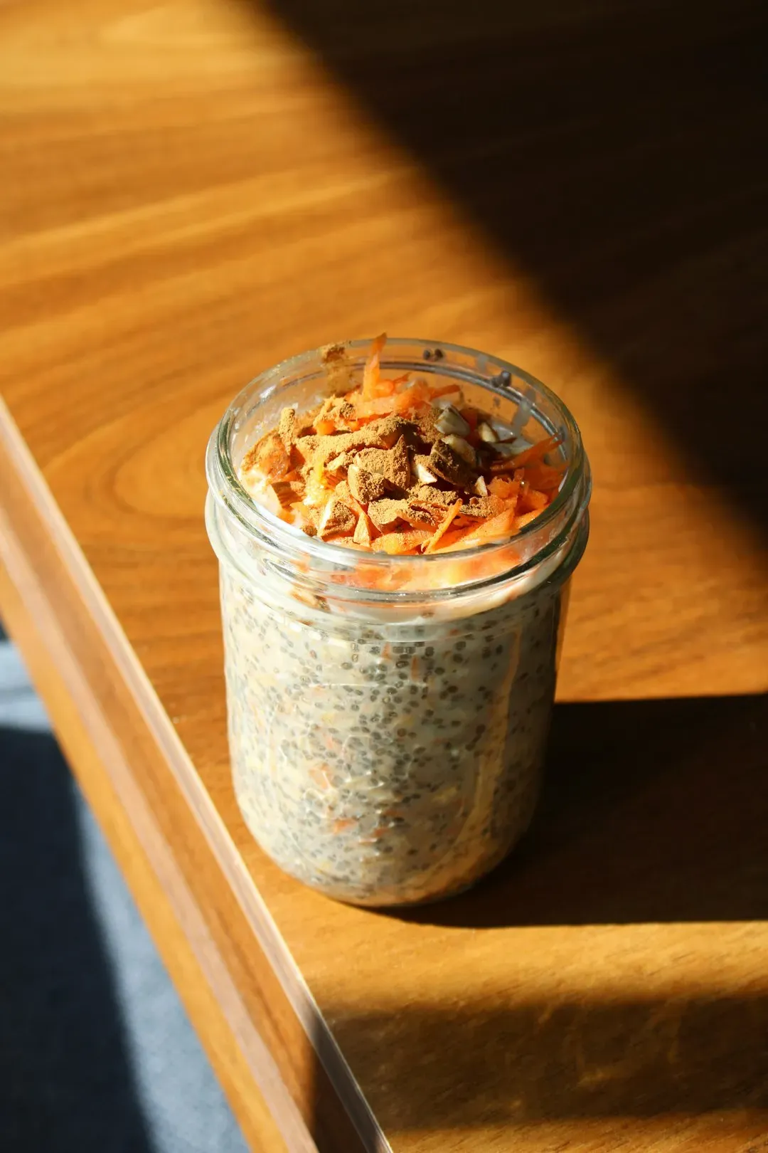 4. Overnight Oats with Berries and Walnuts (Image Credits: Unsplash)