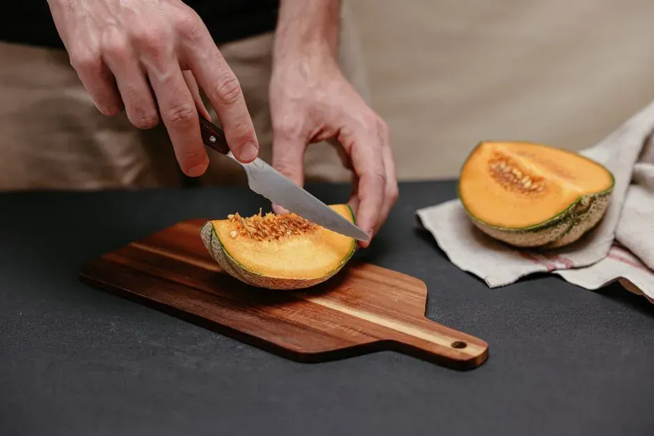 5. Pre-cut cantaloupe (Image Credits: Pexels)